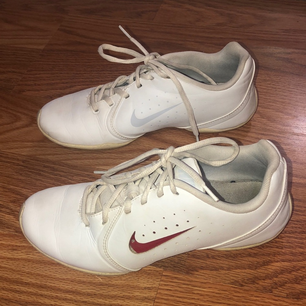Nike Sideline III cheer shoes